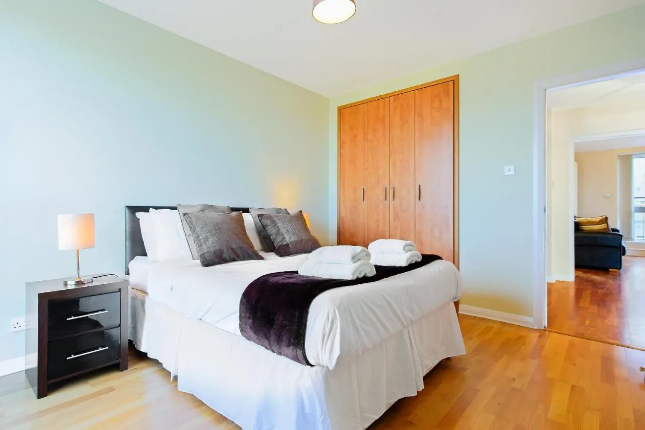 דירות אדינבורו Britannia Penthouse